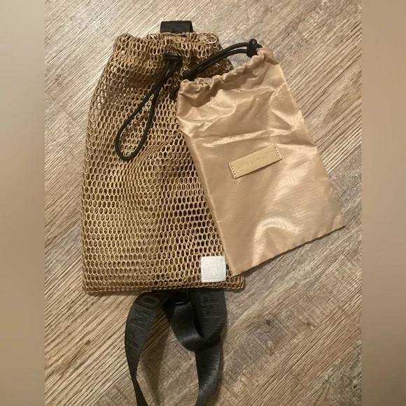 Free People Movement Mini Mesh Sling Water Bottle Holder - Picture 6 of 14